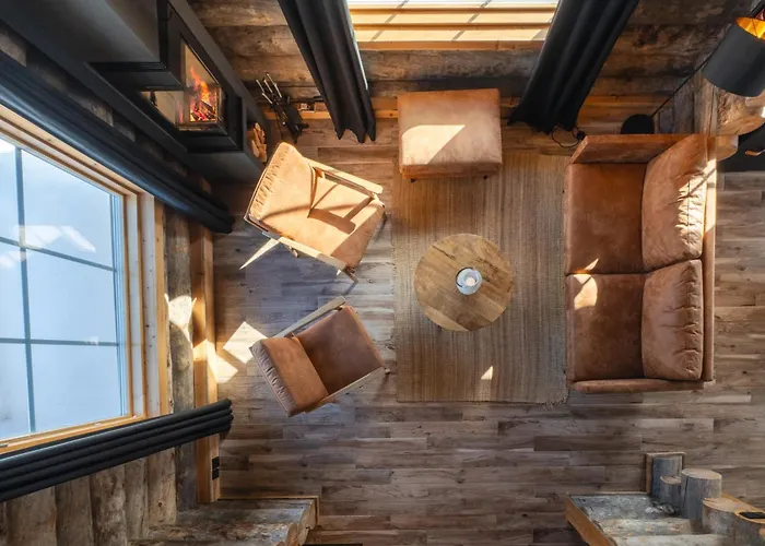 Wilderness Hotel Muotka & Igloos